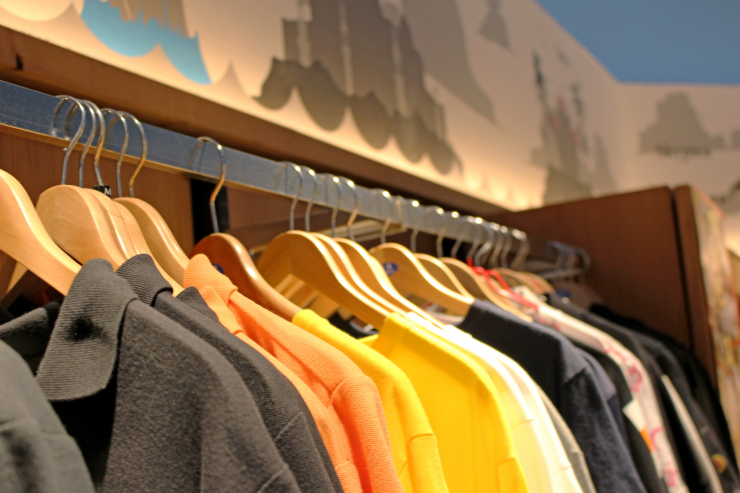業種:メンズアパレル製造販売業 業種:メンズアパレル製造販売業